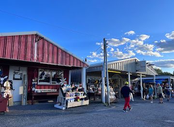 pennsylvania/dutch-country/shop/the-green-dragon-market
