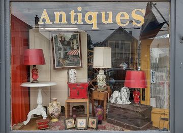 new-hampshire/nashua/shop/crown-hill-antiques