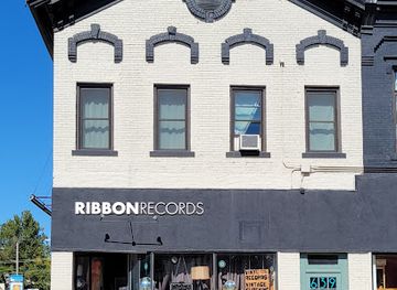 illinois/peoria/shop/ribbon-records