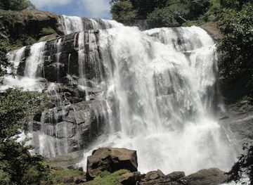 sri-lanka/knuckles-mountain-range/shop/sri-lanka-knuckles-trekking