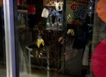 madagascar/antananarivo/shop/aloalo-fleurs-decorations