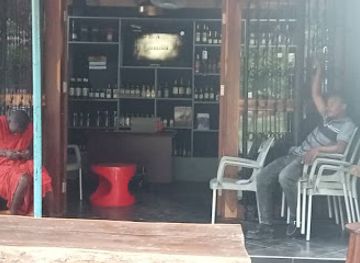 tanzania/tabora/shop/cheers-liquor-store