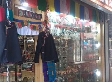 india/leh-ladakh/shop/namo-buddha-souvenir-shop