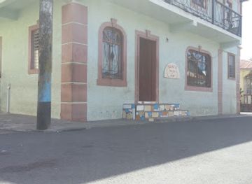 saint-lucia/anse-la-raye/shop/quent-s-bakery-and-shop