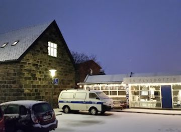 faroe-islands/miovagur/shop/snialvsdottir