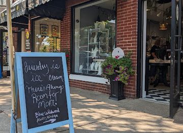 michigan/saugatuck/shop/blue-wildwood-jewelry-boutique