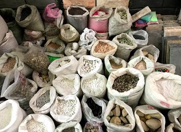 mauritius/trou-aux-biches/shop/noor-hardware