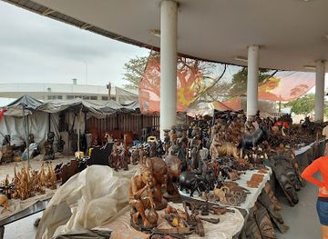 angola/okavango-basin/shop/mercado-do-artesanato