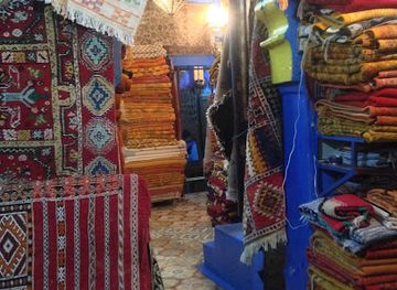 morocco/chefchaouen/shop/rug-shop
