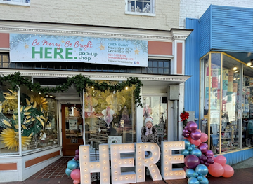 maryland/annapolis-waterfront/shop/here-a-pop-up-shop