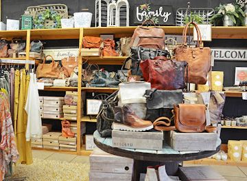 alabama/dismals-canyon/shop/boutique-72