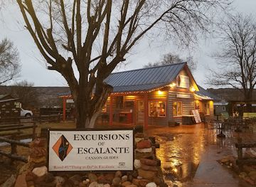 utah/escalante/shop/excursions-of-escalante