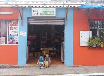 ecuador/puerto-baquerizo-moreno/shop/mini-market-jazmin
