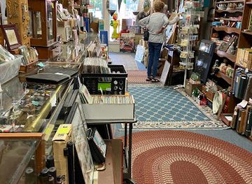 connecticut/bear-mountain/shop/a-step-back-in-time