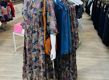 united-kingdom/berkshire/shop/bonmarche