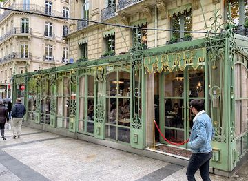 france/versailles/shop/laduree