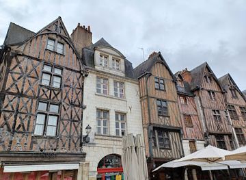 france/tours/vieux-tours/shop/plum-co