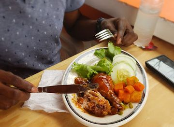 grenada/annandale-falls/shop/dees-simple-sweets