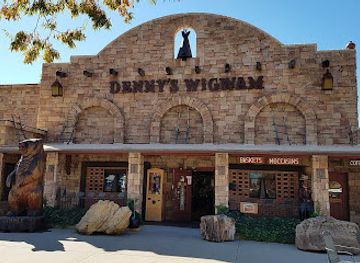 utah/kanab/shop/denny-s-wigwam-curio