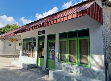 maldives/veligandu-island/shop/husnoovilla-trade