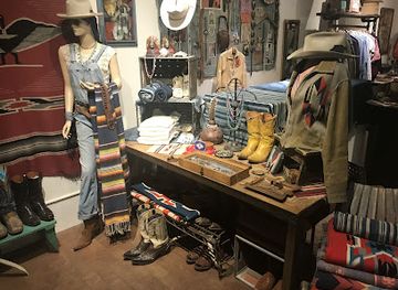 new-mexico/santa-fe/shop/santa-fe-vintage-outpost