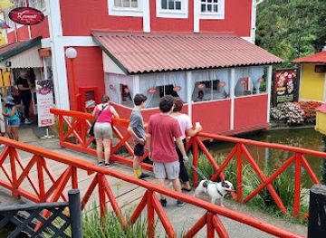brazil/itatiaia-national-park/shop/shopping-azul