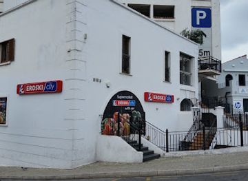 gibraltar/little-bay/shop/eroski-city