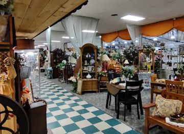 indiana/kokomo/shop/treasure-mart-antique-mall