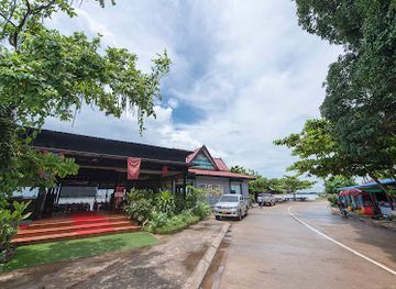 laos/thakhek/shop/sunset-restaurant