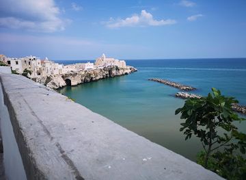 italy/calanques-of-piana/shop/hands-and-art