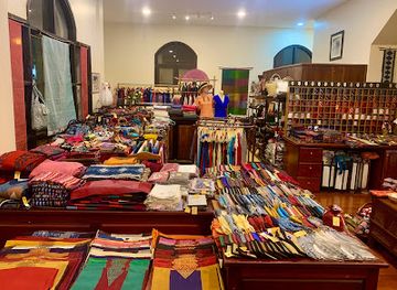 laos/bolikhamxay-province/shop/mixay-boutic