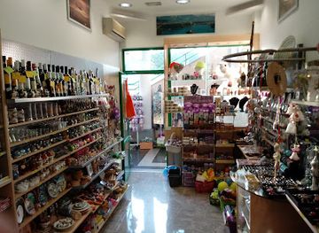 slovenia/lake-bled/shop/gifts-shop-innerview-d-o-o