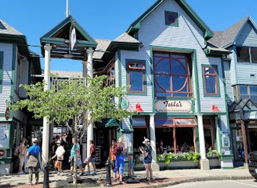 maine/acadia-national-park/shop/acadia-outdoors