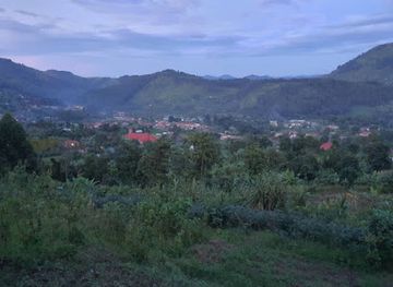 uganda/bwindi-impenetrable-national-park/shop/nyakisika-water-tank