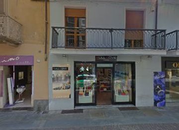 italy/roero/shop/village-di-misir-iuliana