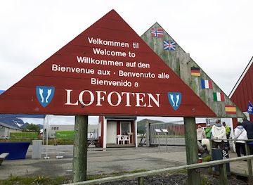 norway/lofoten-islands/shop/lofoten-harbour-leknes