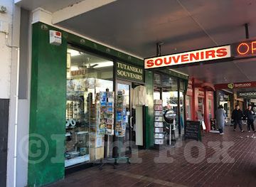 new-zealand/rotorua/shop/tutanekai-gifts-souvenirs