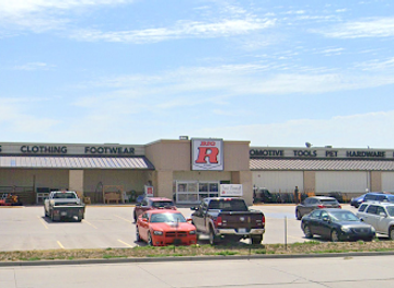 kansas/monument-rocks/shop/big-r-stores-scott-city
