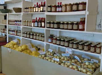 colorado/la-junta/shop/vanhook-s-market