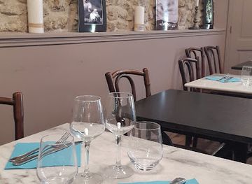 france/luberon/shop/la-boutique-de-l-antiquaire