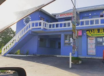 jamaica/negril-area/shop/negril-vendors-plaza