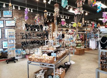 florida/pensacola-beach/shop/geronimos-outpost