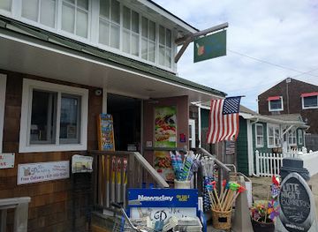 new-york/fire-island/shop/the-pantry