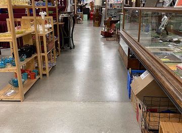 indiana/carmel/shop/carmel-old-town-antique-mall