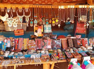 thailand/golden-triangle/shop/long-neck-karen-village