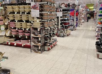 united-arab-emirates/khor-fakkan/shop/shoes-4-us