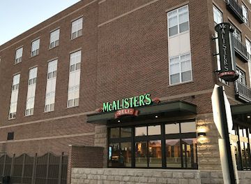 indiana/south-bend/northeast-south-bend/shop/eddy-street-commons