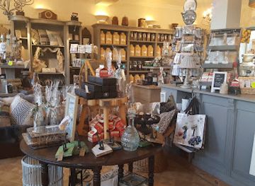 netherlands/hoeksche-waard/shop/dresswaar-thee