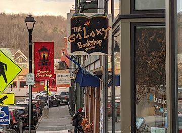 vermont/molly-falls-state-park/shop/galaxy-bookshop