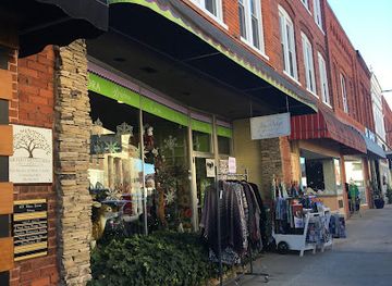 north-carolina/foothills/shop/ivy-ridge-traditions